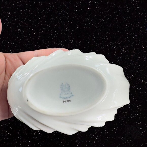 Vintage Lenox Porcelain Shell Trinket Dish Bowl Gold Edges Old Mark USA 91 86 - Picture 4 of 16